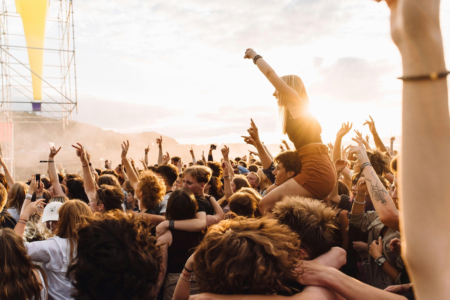 How to Elevate Your Festival Vibe: BLNCD Guide to THC at Music Festivals